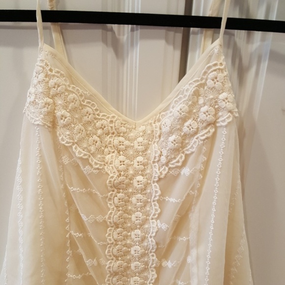 American Eagle Outfitters Tops - American Eagle cream top, medium